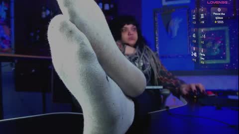 Mary online show from April 7, 2:35 am