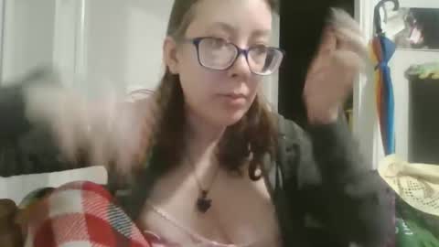 maryjaneflowers online show from January 25, 6:12 am