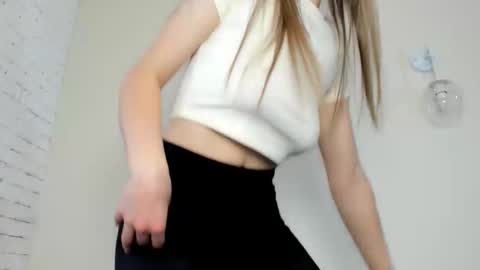 Mari online show from December 23, 10:08 am