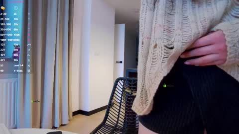 Snapshot of marypsiss chatting on February 10, 3:42 pm Marina online show from February 10, 3:42 pm
