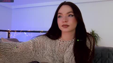 Snapshot of marypsiss chatting on January 21, 11:13 am Marina online show from January 21, 11:13 am