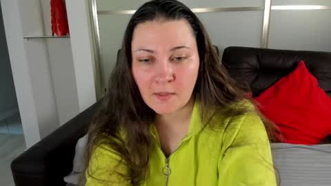 Mary online show from September 10, 10:04 am