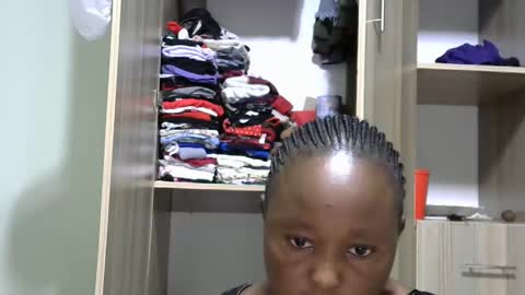 Snapshot of maseratty chatting on January 29, 8:56 pm Cate online show from January 29, 8:56 pm