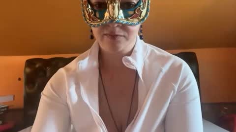 maskedflirt3 online show from April 9, 4:34 pm