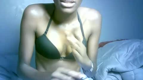 maskgang001 online show from March 29, 7:51 am