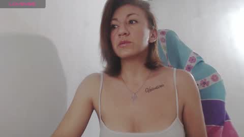 Snapshot of massielferretis chatting on January 28, 8:36 am massiel ferreti online show from January 28, 8:36 am