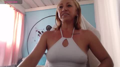 Snapshot of massielferretis chatting on September 26, 9:12 pm massiel ferreti online show from September 26, 9:12 pm
