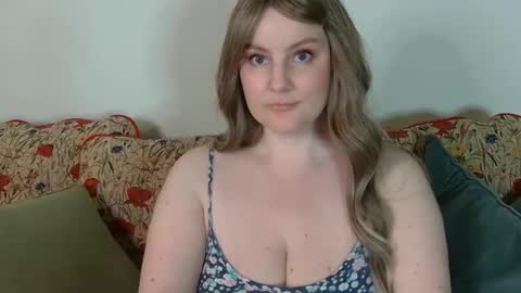 mathilde_solveig online show from February 14, 6:08 pm