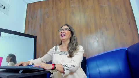 Lucy online show from February 13, 11:50 am