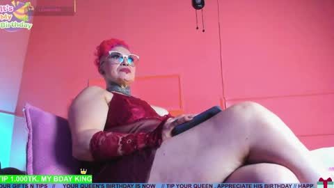 mature_hardcore online show from April 3, 3:59 am