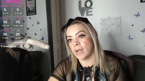 Mature liaa online show from January 23, 1:30 am