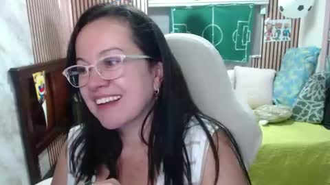 Sonia online show from June 16, 9:49 pm