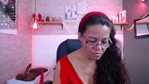 maturepure_ online show from September 29, 8:25 pm