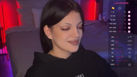 Mavis online show from November 24, 11:18 pm