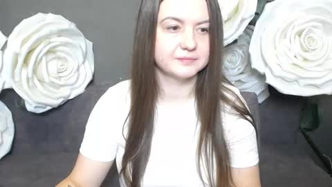 Snapshot of mavkacute chatting on October 12, 8:11 pm MavkaCute online show from October 12, 8:11 pm