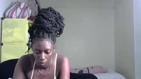 maxxinepetite online show from January 15, 12:47 pm