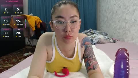 maya_kumashiro online show from March 28, 9:57 pm