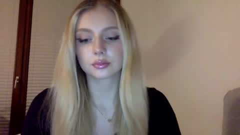 mayaflirt online show from February 24, 8:51 pm