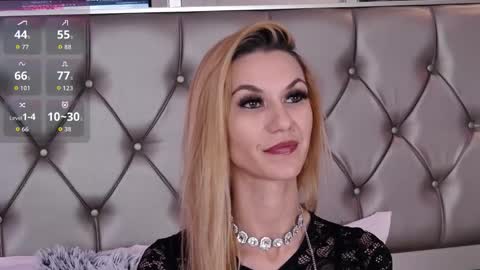 Maya online show from November 11, 12:13 pm