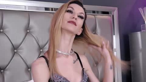 Maya online show from April 6, 10:49 am