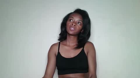 mayalabelle online show from November 16, 1:22 pm