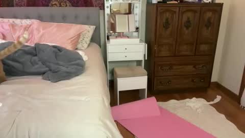 Maya online show from May 7, 8:34 pm