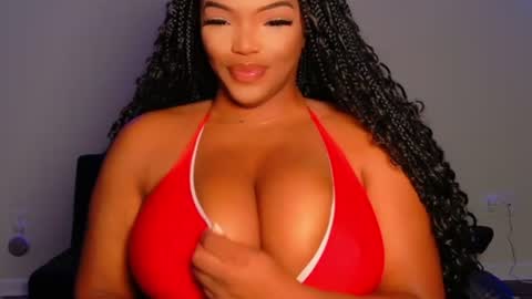 MayBabi online show from July 18, 10:18 am