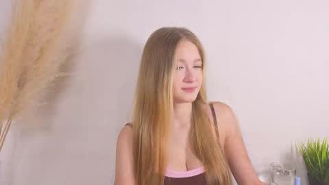 Alice online show from October 22, 3:17 pm