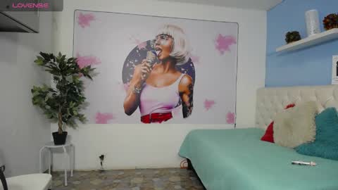 Maylin  online show from April 16, 8:08 pm