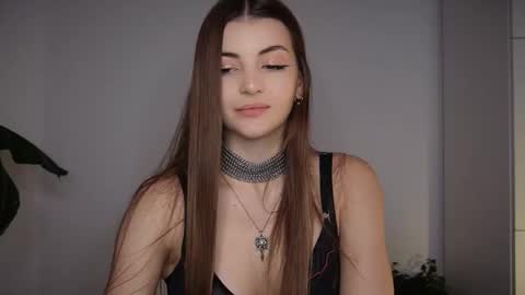 mayttease online show from November 18, 4:46 am