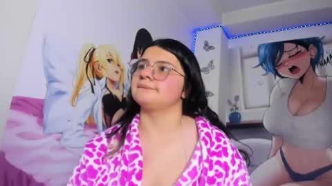 mackenna av online show from October 25, 6:48 pm