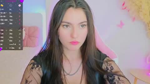 Dina online show from June 2, 9:05 pm