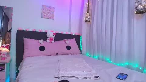 Im Megan online show from December 2, 6:32 pm