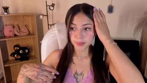   online show from November 7, 4:40 am