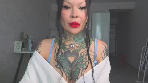 Helena Tuman online show from June 21, 5:00 am