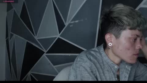 Megan and sophi online show from March 4, 5:36 am