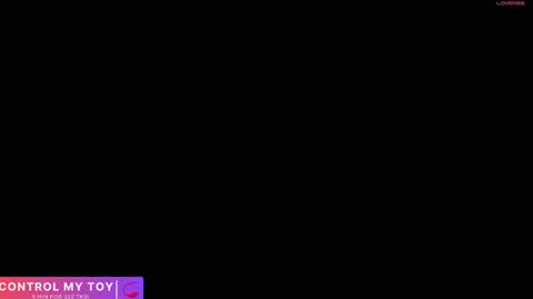 Snapshot of megan_raiin chatting on December 22, 5:45 am megan_raiin online show from December 22, 5:45 am