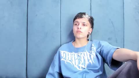 megan_thompsonn_ online show from June 3, 2:45 am