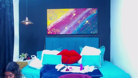 M E G A N   online show from February 21, 7:43 pm