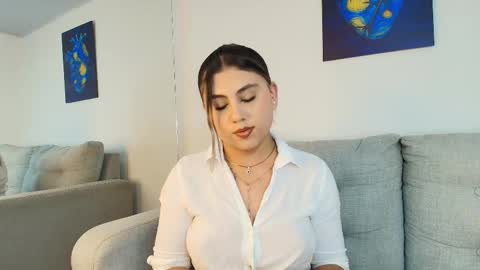 Snapshot of megancrow chatting on September 23, 9:46 pm Megan  online show from September 23, 9:46 pm