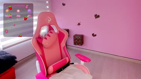 Megan online show from December 16, 9:53 pm