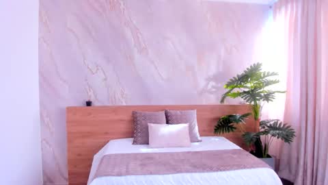 Megan online show from October 25, 1:30 pm