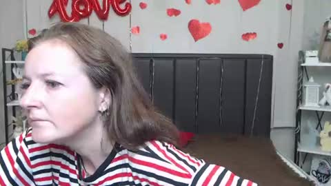 MeganPirs online show from July 4, 5:42 pm