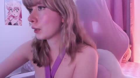 Mei  online show from April 22, 9:34 pm