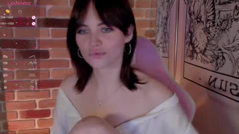  Katie  online show from November 30, 4:44 pm