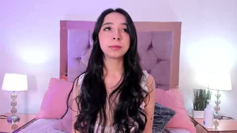 Melanie online show from November 14, 11:43 am