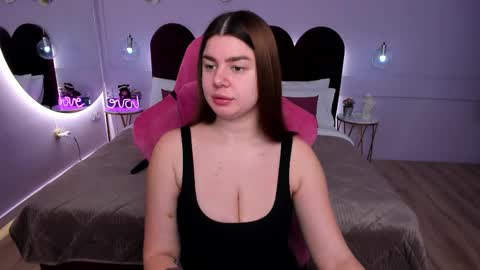 Melanie online show from February 25, 6:12 am