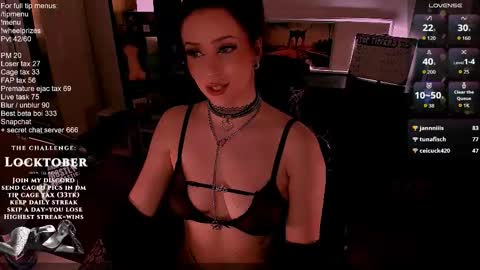 Melanie  online show from October 5, 3:50 pm