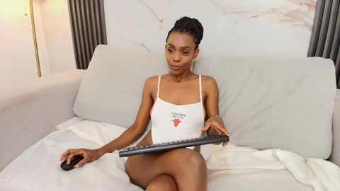 Melanie online show from February 8, 10:41 am