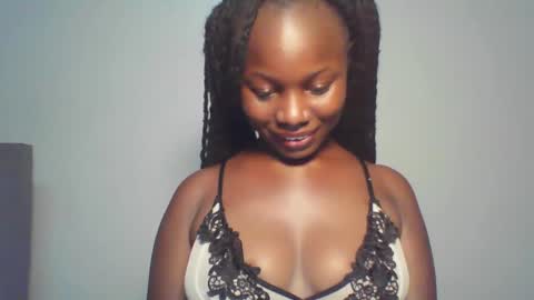 Snapshot of melanin_sassy96 chatting on January 14, 3:47 pm bad lil shawry online show from January 14, 3:47 pm